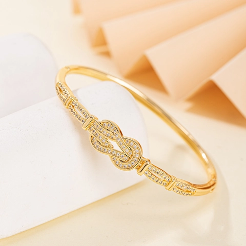 Fashion Light Luxury Copper Horseshoe Buckle Bangle For Women Full Rhinestone Knot Design Niche Adjustable Hand Jewelry