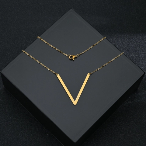 Titanium Steel Initial Letter Pendant Necklace Large Alphabet Charm Stainless Steel Minimalist Fashion Jewelry For Couple
