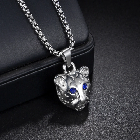 Punk Style Stainless Steel Leopard Head Pendant Necklace With Blue Zirconia Eyes For Men Women Hip Hop Jewelry Silver Tone