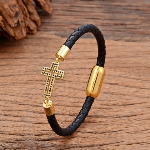 Bracciale in Pelle Intrecciata Uomo Retro Con Fibbia Magnetica in Acciaio Inossidabile Ciondolo Croce in Rame Zirconia