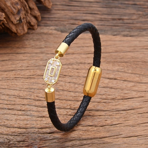Bracelet en Cuir Tressé pour Hommes Femmes Fermoir Magnétique en Acier Inoxydable Pendentif Géométrique en Cuivre Zirconia