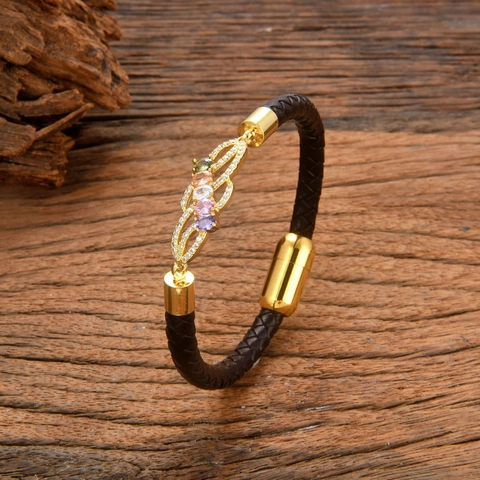 Bracciale Intrecciato in Pelle Vintage per Uomo Donna Placcato Oro Farfalla Infinito Fiore Zirconia Intarsiato Boho Chiusura Magnetica