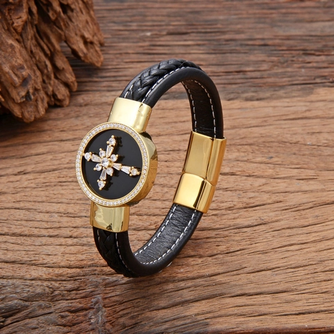 Handgefertigtes Geflochtenes Lederarmband Religiöses Kreuz Engel Jungfrau Maria Charm Magnetverschluss Edelstahl Zirkonia Schmuck