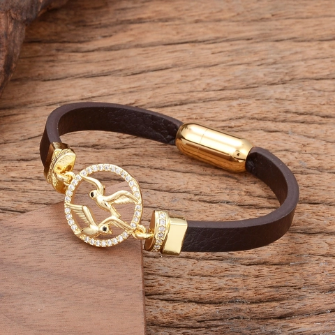 Pulsera de Cuero Vintage para Hombre Cierre Magnético de Acero Inoxidable Colgante de Animal León Dragón Circonita Incrustada Joyería