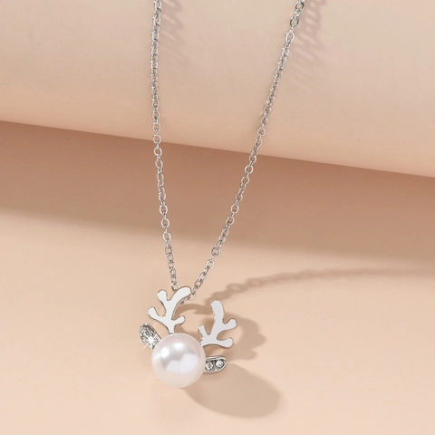 Elegant Silver Stainless Steel Reindeer Artificial Pearl Necklace For Women Christmas Deer Antler Pendant Rhinestone Jewelry Gift
