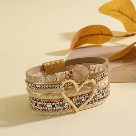 Bracciale Avvolgente Multistrato in Pelle Bohemien Per Donna Ciondolo a Cuore in Lega con Strass Chiusura Magnetica Gioielli Etnici