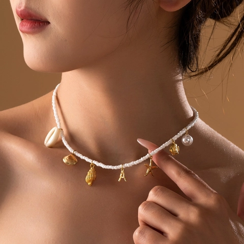Ocean Themed Stainless Steel Letter Artificial Pearl Shell Beaded Necklace For Women Summer Beach Vacation Jewelry Gift