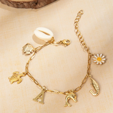 Roestvrij Staal Goud Oceaan Thema Armband Voor Dames Met Schelp Schildpad Dolfijn Madeliefje En Initiaal Letter Hangers