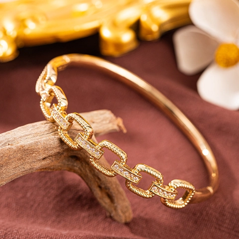 Vintage Luxury Hollow Copper Bangle Bracelet For Women Zirconia Inlaid Gold Silver Plated Geometric Chain Link Design Jewelry