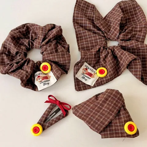 Accessoires Cheveux Plaid Marron Vintage Décor Bouton Nœud Pince à Cheveux Clip BB Scrunchie Foulard Carré Style Académie