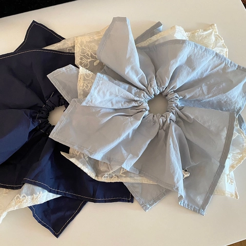 Französischer Stil Große Scrunchie Für Damen Stoff Spitze Stickerei Blumen Haarreif Mit Herzanhänger Süß Haarschmuck