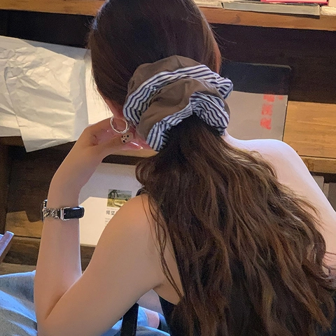 Damen Koreanischer Stil Großer Stoff Haargummi Vintage Gestreift Plissiert Haarseil Elastisches Haarband Mode Haarschmuck Für Den Alltag