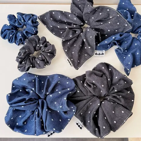 Accesorios para el Cabello Denim Vintage Patrón de Corazón Coletero Jumbo de Tela Hecho a Mano Lazo Simple Diadema Retro para Mujer