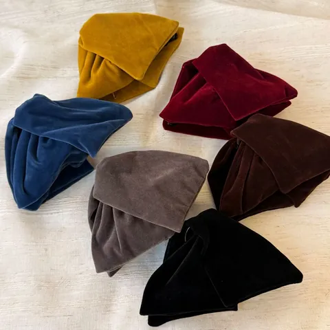 Pinza de Pelo de Concha de Terciopelo Minimalista Francés Elegante Pinza de Tiburón Accesorio para el Pelo Mujer