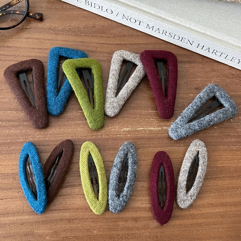 Fermagli per Capelli a Scatto a Triangolo in Lana Autunno Inverno Semplici Clip BB Avvolte in Tessuto a Maglia per Donna Accessori
