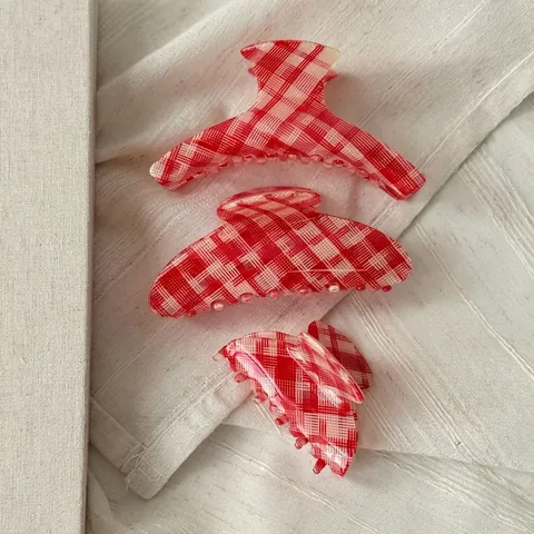 Pince à Cheveux en Acétate Gingham Rouge Blanc Style Coréen Rétro Pince Requin pour Femmes Accessoire de Coiffage Élégant