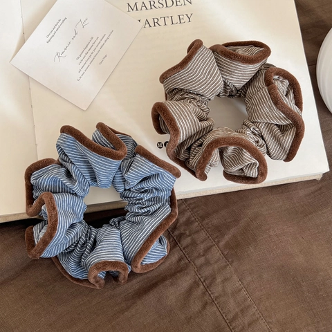 Vintage Gestreifte Stoff Scrunchies Mit Plüschkante Weicher Pilzbesatz Haargummis Für Damen Casual Daily Haar Accessoires