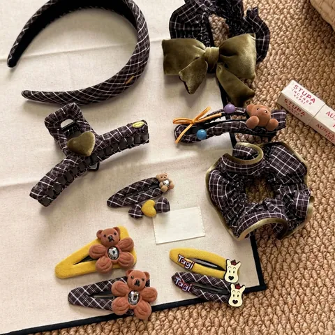 Fermagli per Capelli Plaid Caffè Retrò per Donna Ragazze Orso Cartone Animato Fiocco Stoffa Lega Strass Accessori Capelli