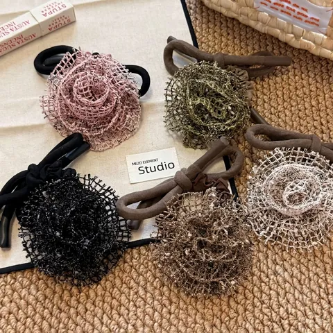 French Romantic Rose Knitted Hollow Scrunchie Handmade Balletcore Sweet Hair Tie Vintage Floral Hair Ring For Women