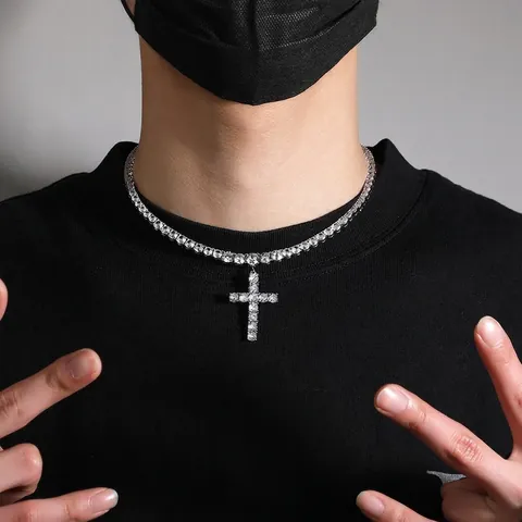 Collana con Pendente a Croce in Rame Hip Hop Tutto Zirconia Catena Tennis Minimalista di Tendenza Gioielli da Collo Iced Out Unisex