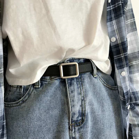 Ceinture Femme Vintage en Similicuir Sans Trou Boucle Carrée en Alliage Réglable Minimaliste Mode pour Jeans Pantalon