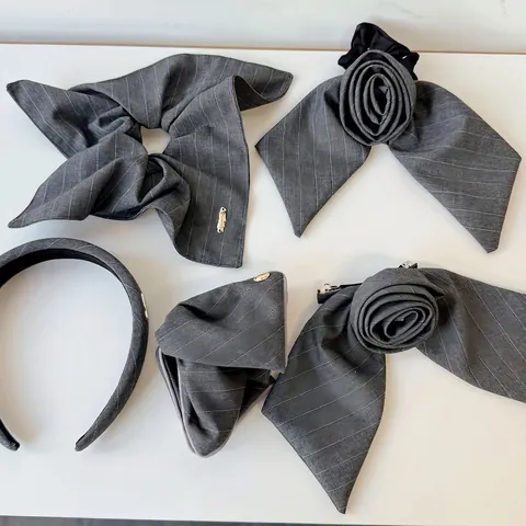 Korean Style Grey Striped Fabric Hair Accessories Handmade Rose Flower Hair Claw Scrunchie Headband For Women Styling