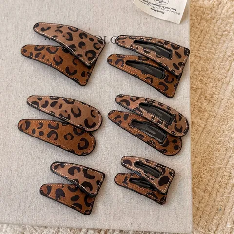 Retro Leopard Print Leather Hair Clips For Women Girls Vintage Animal Pattern BB Snap Clips Sweet Cool Hair Accessories