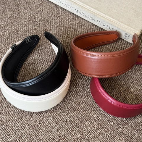 Vintage Padded PU Leather Headband For Women Wide Solid Color Faux Leather Hair Band Thick Hair Hoop Daily Fashion Accessories