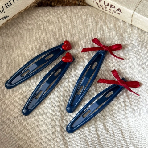 Douces Barrettes à Cheveux Snap Bleu Marine Rouge Cœur Nœud Style Coréen Vintage Métal Peint Pinces BB pour Femmes Filles Accessoires Cheveux