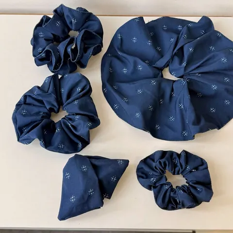 Elastico per Capelli in Tessuto Floreale Blu Navy Stile Coreano con Stelle Molla per Capelli a Triangolo Accessori da Donna