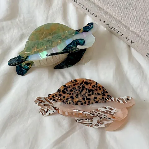 Handmade Acetate Sea Turtle Hair Claw Clip Ocean Animal Shark Clip Marbled Tortoiseshell Hair Accessory For Women Elegant Headwear