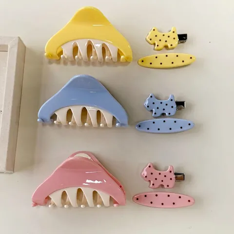 Retro Polka Dot Dog Shape Hair Clip Large Claw Clip For Women Contrast Color Shark Clip Hair Barrette Accessories