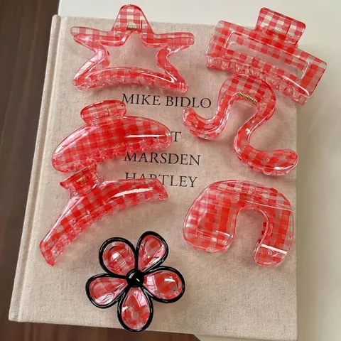 Molletta per Capelli a Scacchi Rossi e Bianchi Grande Clip a Squalo in Resina Trasparente Accessori per Capelli Donna