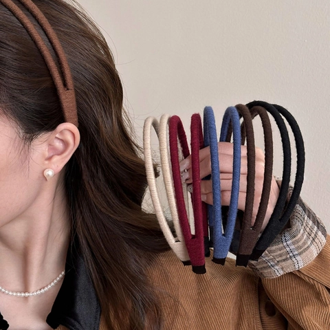 Cerchietto a Doppio Strato in Peluche per Donna 2025 Inverno Fascia per Capelli in Tessuto Morbido Elegante Minimalista Antiscivolo