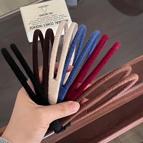 Cerchietto a Doppio Strato in Peluche per Donna 2025 Inverno Fascia per Capelli in Tessuto Morbido Elegante Minimalista Antiscivolo