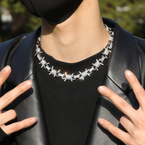 Hip Hop Copper Barbed Wire Necklace For Men Iced Out Rhinestone Thorn Chain Punk Streetwear Jewelry Gold Silver Necklaces
