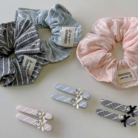 Ensemble d'Accessoires pour Cheveux en Tissu Rayé Style Coréen Chouchous Faits à la Main Barrette Nœud Strass Serre-tête Rembourré Femme