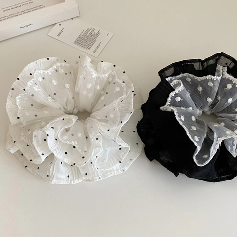 Korean Sweet Polka Dot Lace Scrunchie Large Vintage Fabric Hair Tie Gentle Embroidery Hair Accessory For Women Girls Hair Rope