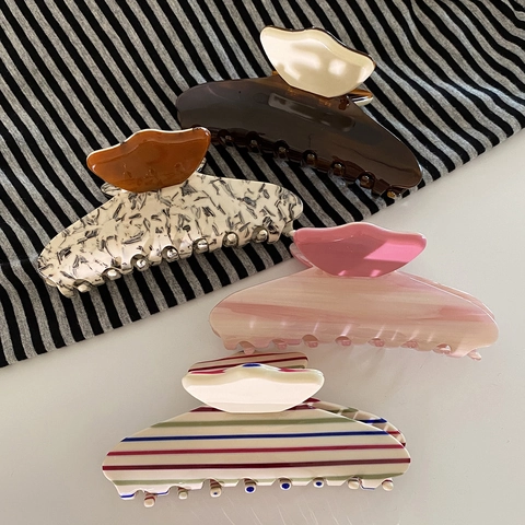 Korean Style Acetate Hair Claw Clip Large Striped Marble Pattern Shark Hairpin For Women Daily Fashion Hair Accessories