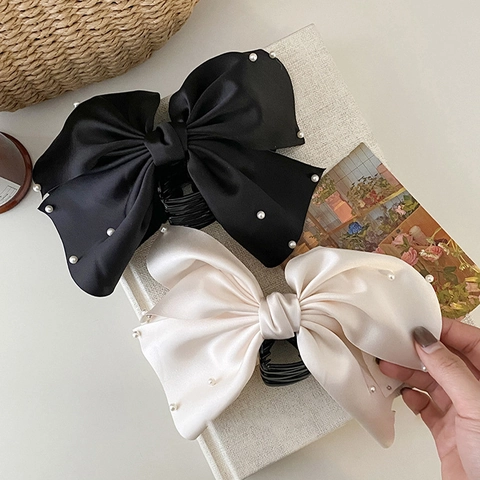 Elegante Pinza per Capelli a Fiocco in Satin Con Perle Artificiali Stile Hepburn Grande Accessorio per Capelli per Donna