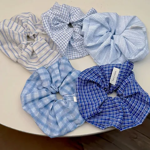 Blaue Karierte Haargummis Im Französischen Stil Aus Vintage Baumwollstoff Für Die Schule Damen Handmade Haarschmuck