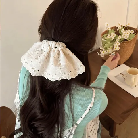 Scrunchie in Pizzo Traforato Grande Elastico per Capelli Dolce Bordo a Petalo Accessorio per Capelli per Donne Ragazze