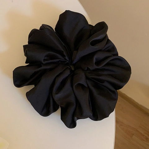 Oversized Satin Satin Scrunchie Elegant Pleated Large Hair Tie For Women Girls Simple Solid Color Hair Accessory