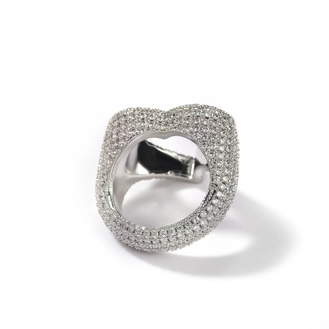 Anello Cuore Cavo Hip Hop Iced Out Ottone Zirconia AAA Gioielli di Moda per Donne Uomini Anello Scintillante per Feste
