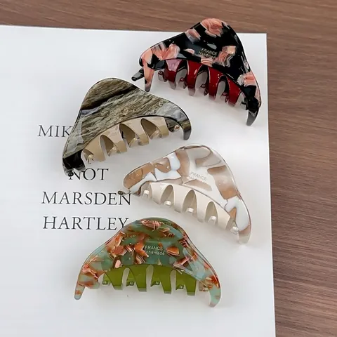 Korean Retro Acetate Contrast Color Splicing Hair Claw Clip Marble Tortoiseshell Pattern Handmade Shark Clip Hair Accessories For Women