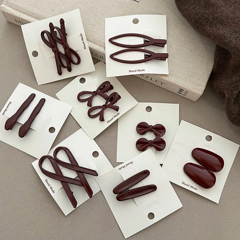 Vintage Deep Red Resin Bowknot Hair Clip Set For Women Elegant Wine Red Side Fringe Clip Korean Style Hair Jewelry Accessory