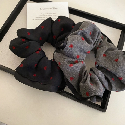 Women Korean Style Large Fabric Heart Pattern Scrunchies Elastic Hair Ring For Ponytail Black Grey Fashion Hair Accessories