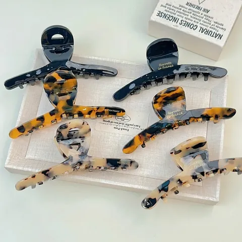 Large French Style Acetate Hair Claw Clip Retro Tortoiseshell Pattern Hair Catch For Women Elegant Handmade Shark Clip Hair Accessories