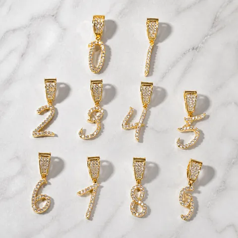 Iced Out Kursive Zahlen Anhänger Halskette Kupfer Zirkonia Hip Hop Schmuck Für Herren Damen Gold Silber Seilkette