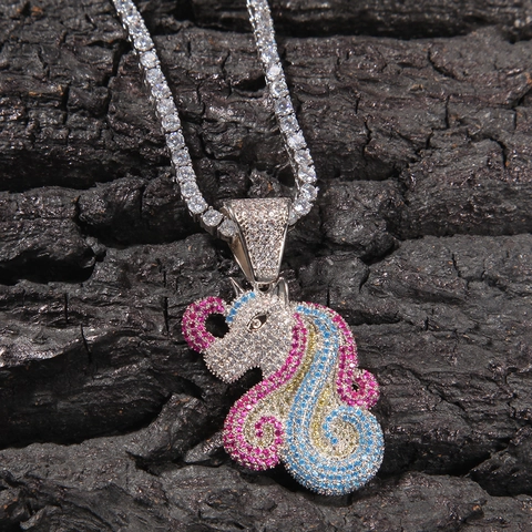 Hip Hop Cartoon Einhorn Anhänger Halskette Bunte Zirkonia Micro Pave Iced Out Kupfer Halskette Für Herren Damen Streetwear Schmuck Geschenk